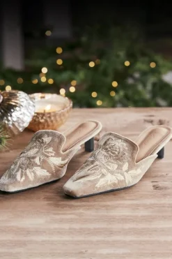 Soft Surroundings Shoes|Carolina Embroidered Mule