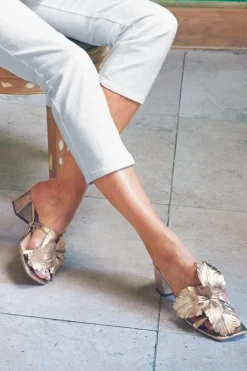 Soft Surroundings Shoes|Cecelia Ny Happy Flower Slide SoftGold