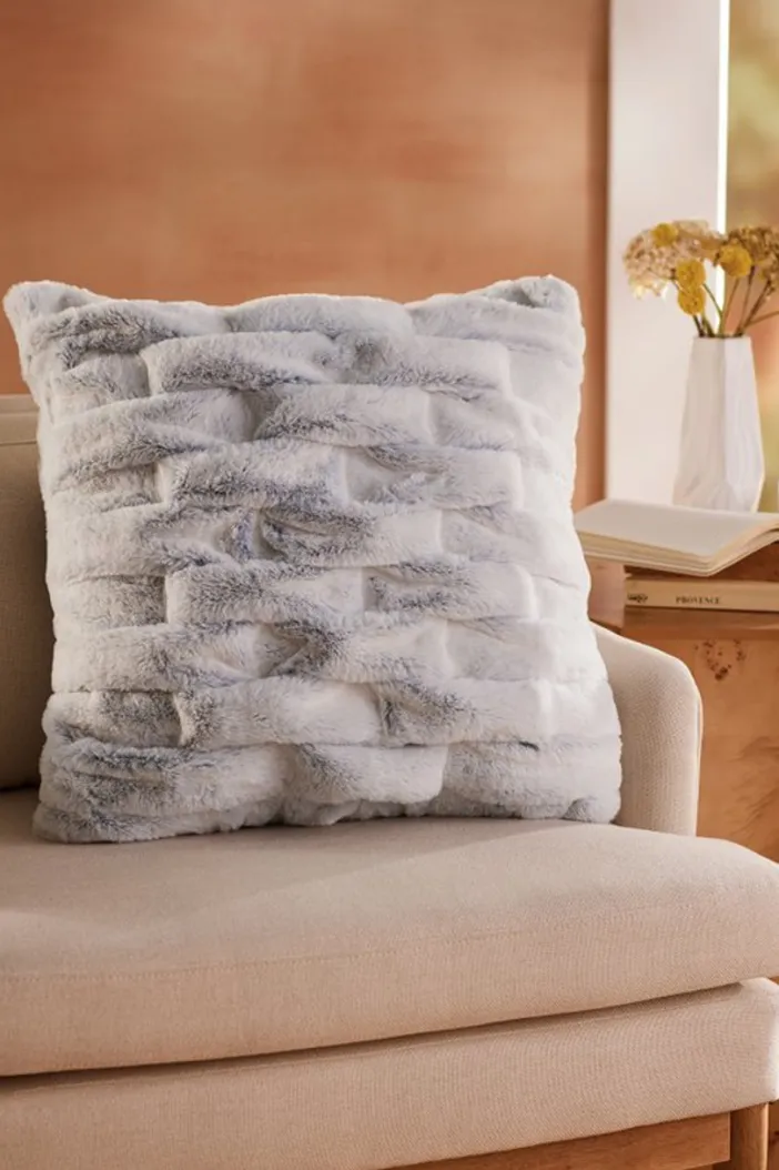Soft Surroundings Bedding|Bedding Essentials|La Parisienne Faux Fur Pillow