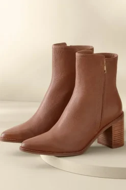 Soft Surroundings Shoes|Seychelles Desirable Boot